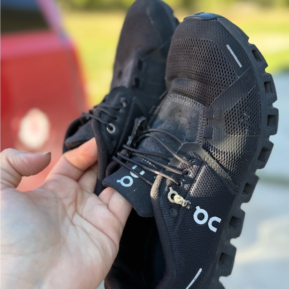 On Running Black Cloud Sneakers - Picture 5 of 6